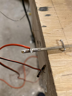 Click image for larger version  Name:	solderingpowerline.jpg Views:	0 Size:	52.3 KB ID:	95